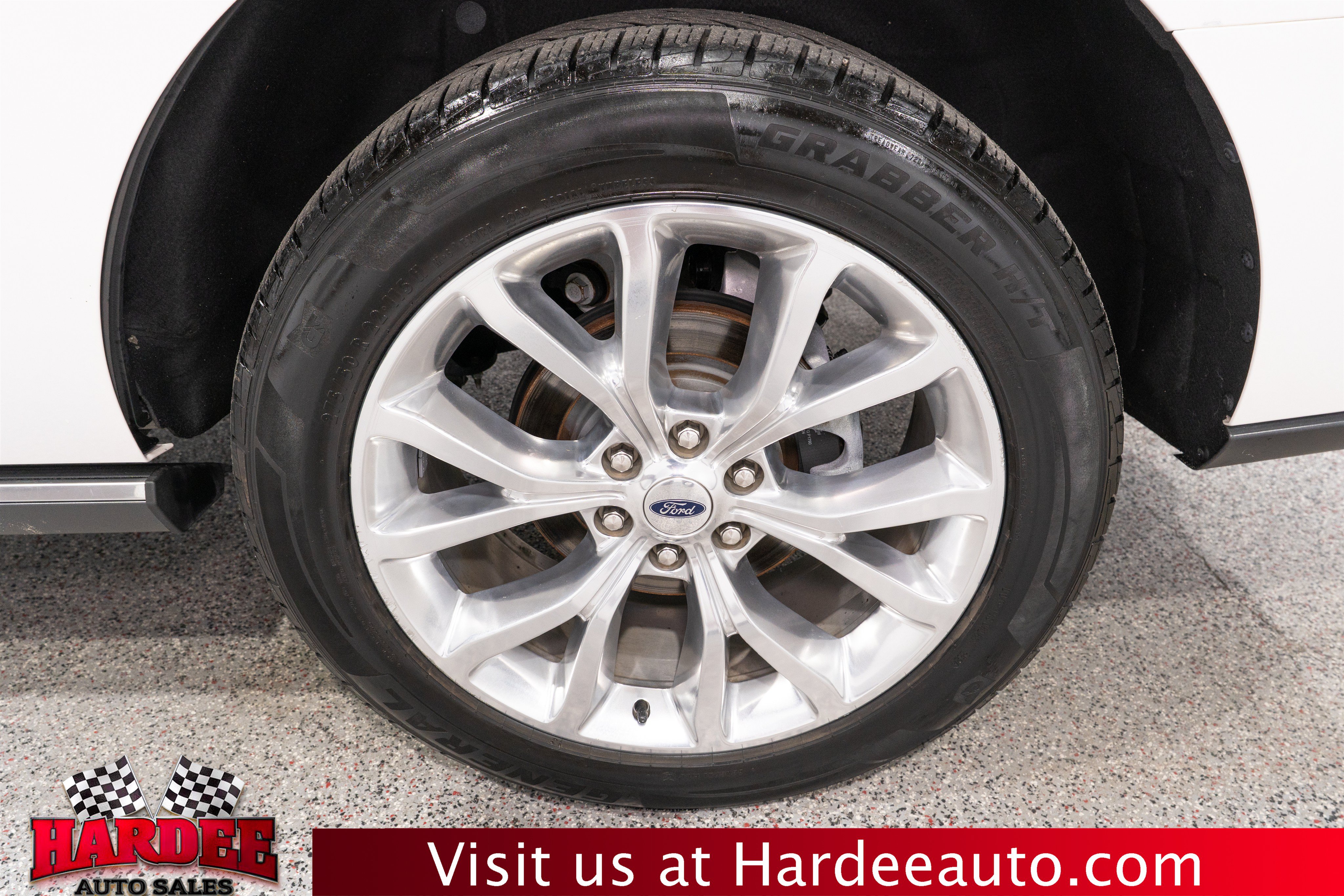 Used 2019 Ford Expedition Limited w/ Equipment Group 302A RWD image 10