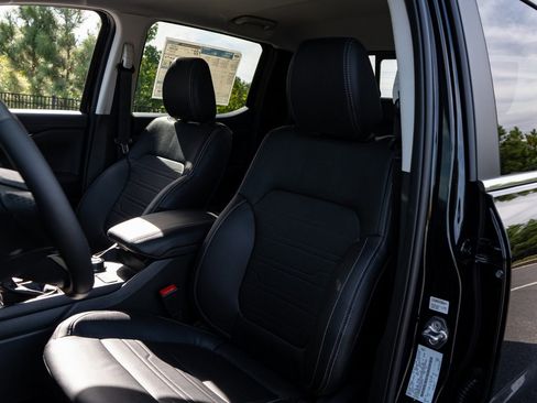 New 2025 Ford Ranger Lariat w/ FX4 Off-Road Package image 15