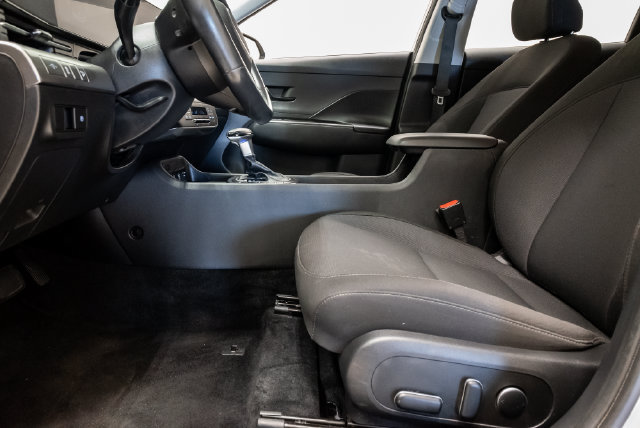 Used 2025 Hyundai Kona SEL AWD/4WD image 11