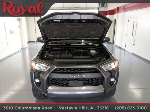 Used 2022 Toyota 4Runner SR5 Premium w/ Moonroof Package image 26