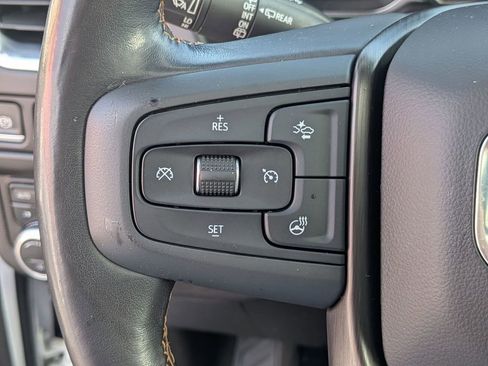 Used 2021 GMC Yukon AT4 w/ AT4 Premium Plus Package AWD/4WD image 18