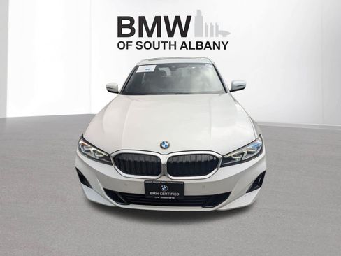 Used 2024 BMW 330i xDrive Sedan w/ Premium Package AWD/4WD image 8
