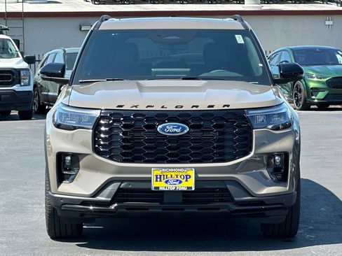 New 2026 Ford Explorer ST-Line w/ ST-Line Street Pack AWD/4WD image 9