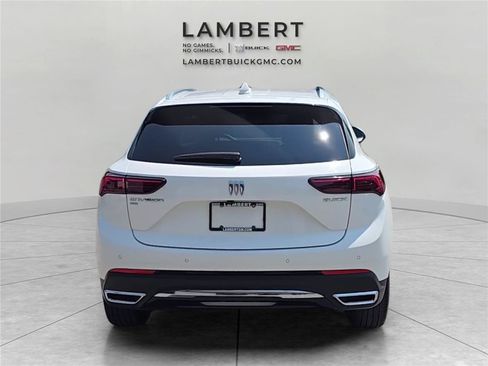Used 2025 Buick Envision Preferred AWD/4WD image 4
