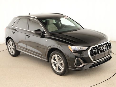 Certified 2022 Audi Q3 2.0T Premium image 36