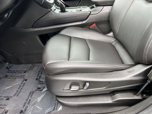 Used 2023 Cadillac XT5 Luxury image 12