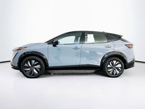 Used 2024 Nissan Ariya AWD image 4