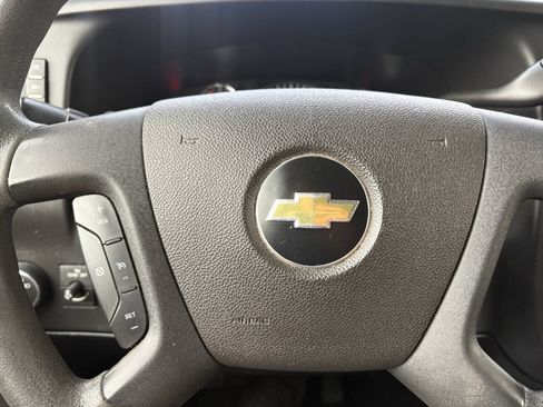 Used 2019 Chevrolet Express 3500 LT w/ LT Preferred Equipment Group RWD image 36