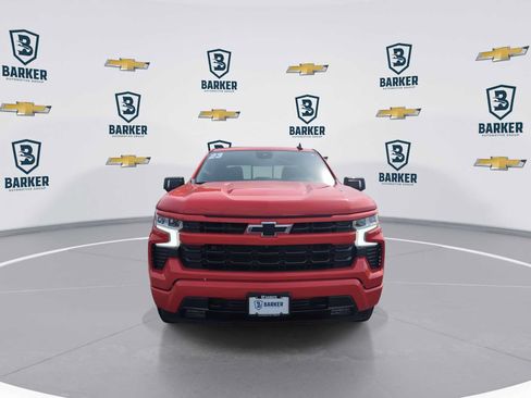 Used 2023 Chevrolet Silverado 1500 RST AWD/4WD image 3