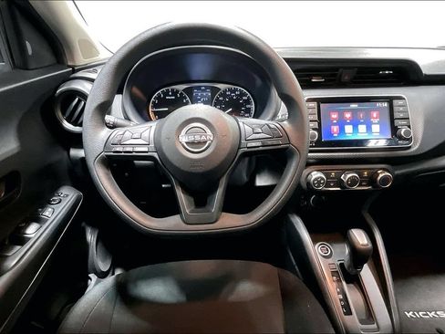 Used 2024 Nissan Kicks S FWD image 6