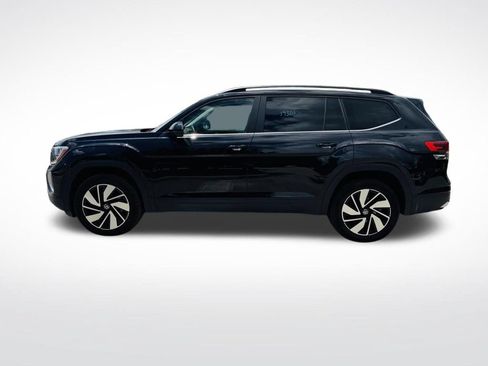 Used 2024 Volkswagen Atlas SE AWD/4WD image 8