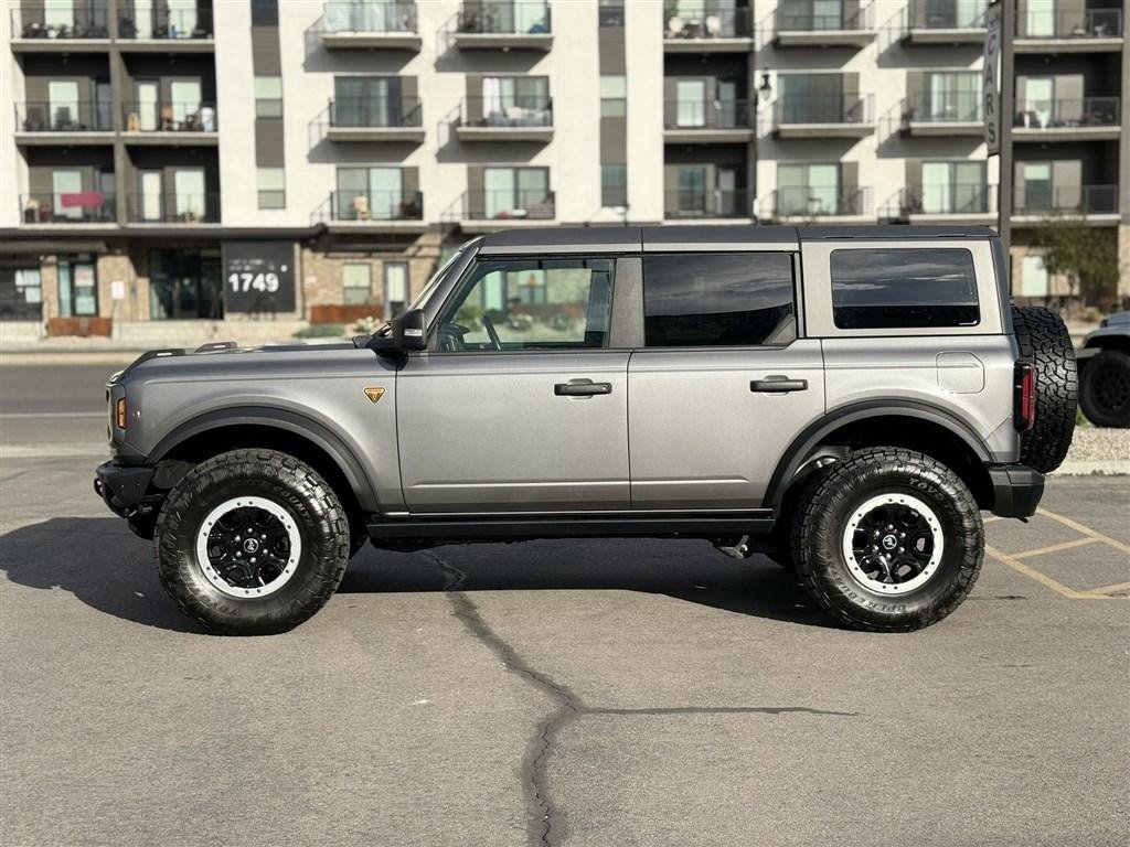 Used 2024 Ford Bronco Badlands AWD/4WD image 4