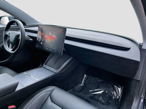 Used 2025 Tesla Model 3 Long Range AWD/4WD image 31