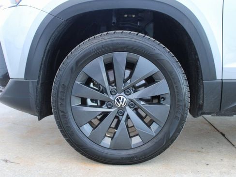 Certified 2024 Volkswagen Taos S image 29