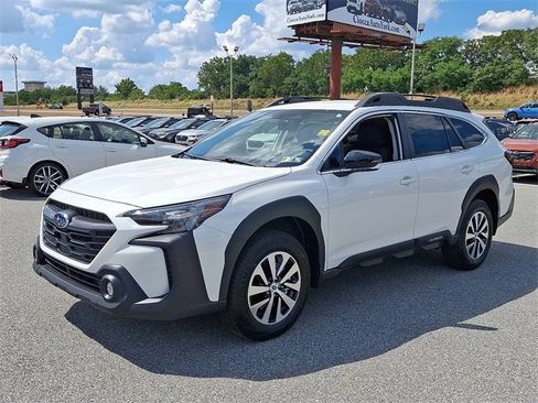 New 2025 Subaru Outback Premium image 6