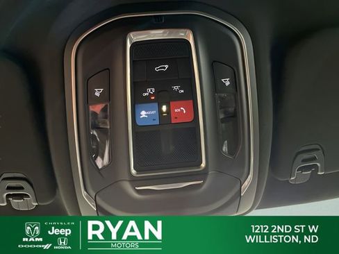 New 2026 Jeep Grand Wagoneer L Limited AWD/4WD image 41