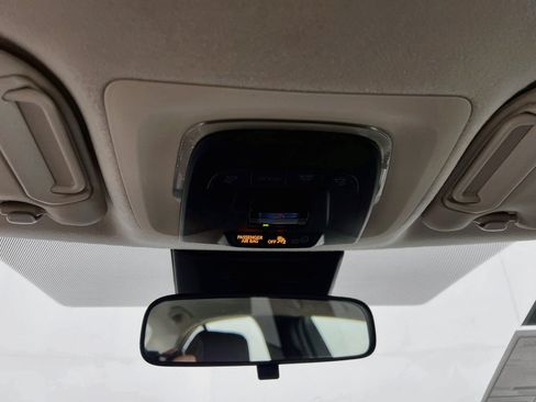 Used 2025 Toyota Corolla LE FWD image 21