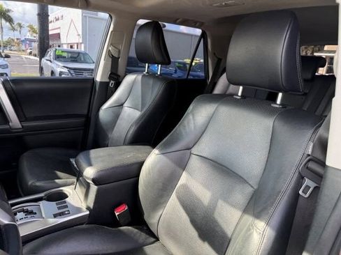 Used 2018 Toyota 4Runner Limited AWD/4WD image 12