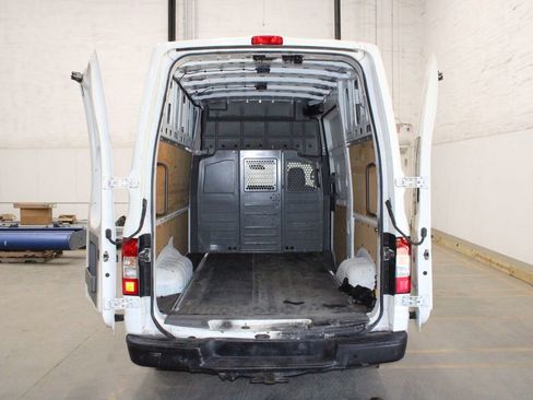 Used 2017 Nissan NV 2500 SV w/ Technology Package image 11