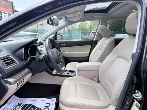 Used 2019 Subaru Outback 2.5i Limited AWD/4WD image 11