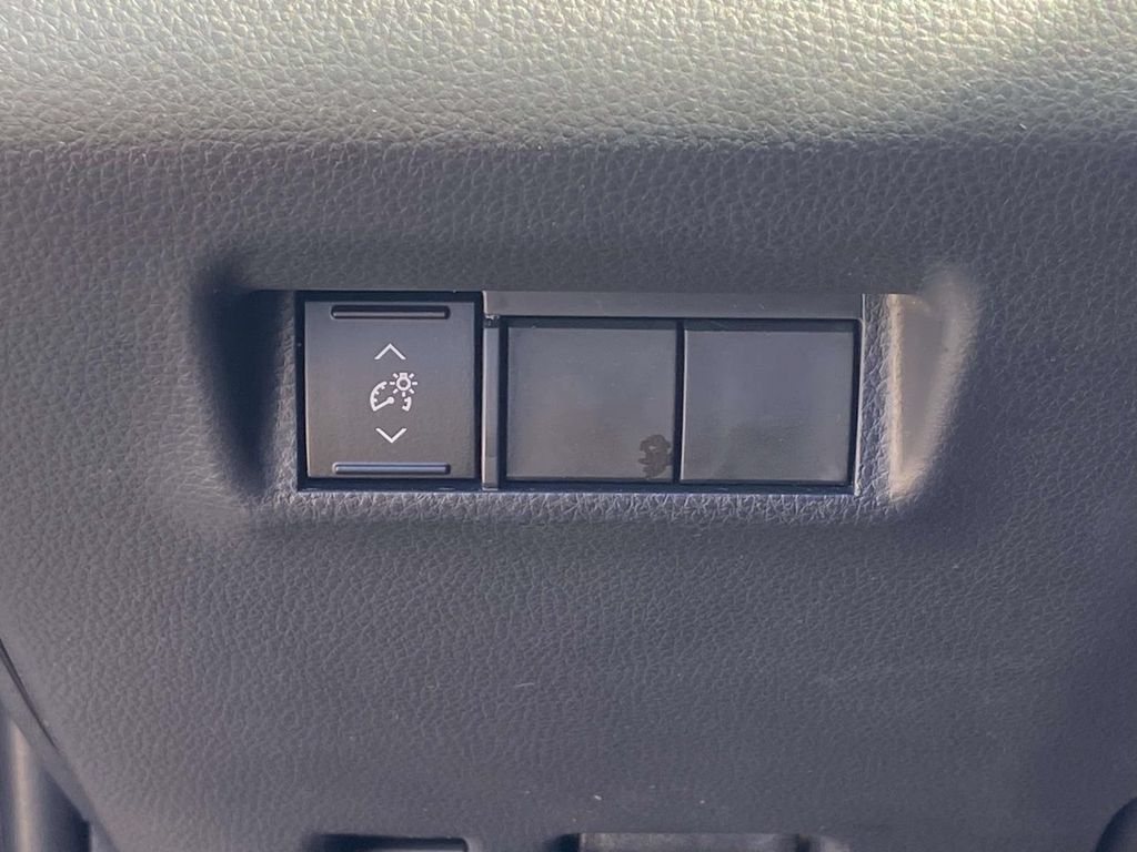 Used 2026 Toyota RAV4 LE FWD image 25
