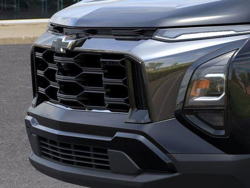 New 2026 Chevrolet Equinox ACTIV w/ Convenience Package III image 13