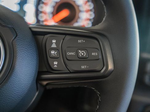 New 2025 Jeep Gladiator Sport image 27