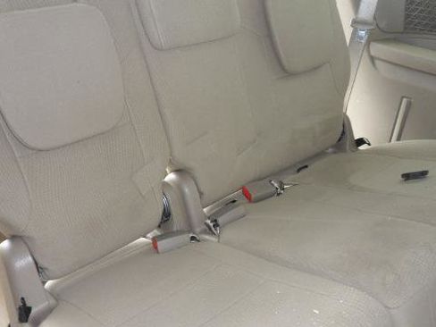 Used 2010 Chrysler Town & Country Limited w/ Entertainment Group #3 image 19