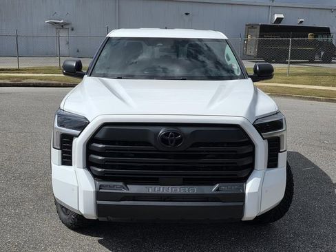 Used 2023 Toyota Tundra SR5 w/ SR5 Convenience Package AWD/4WD image 2