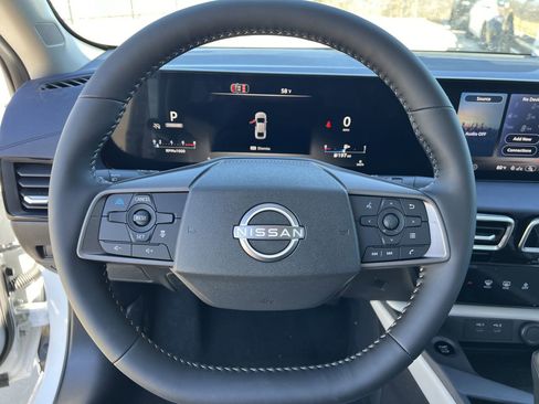New 2026 Nissan Sentra SL w/ Floor Mat Package FWD image 9