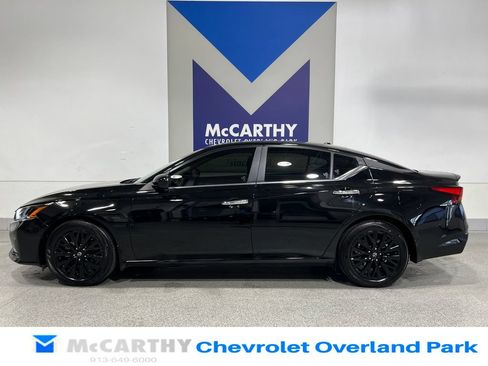 Used 2025 Nissan Altima 2.5 SV w/ SV Special Edition Package FWD image 8