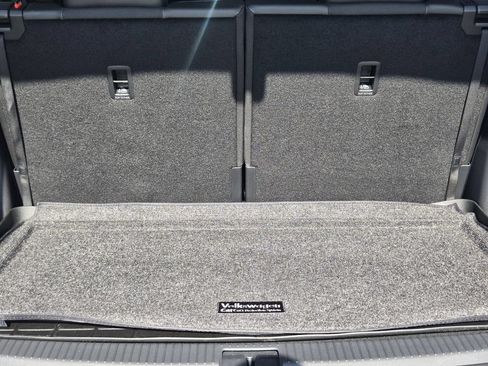 New 2026 Volkswagen Atlas SE FWD image 29