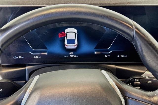 Used 2023 BMW i4 eDrive40 RWD image 12