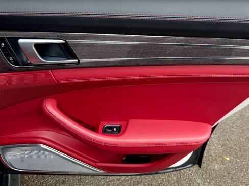 Used 2022 Porsche Panamera GTS w/ Premium Package AWD/4WD image 33