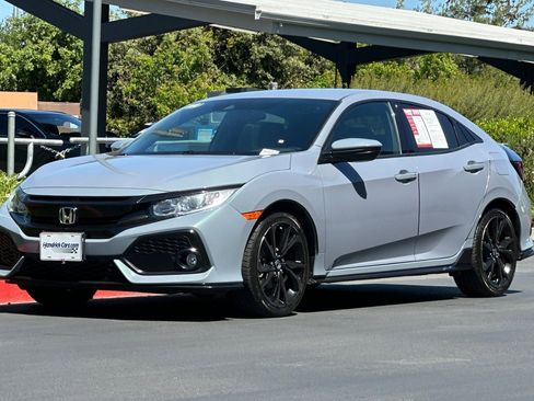 Used 2019 Honda Civic Sport image 9