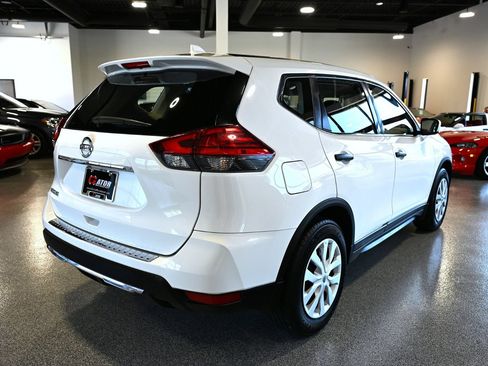 Used 2017 Nissan Rogue S FWD image 5