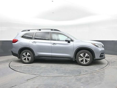 Used 2021 Subaru Ascent Premium w/ Convenience Package AWD/4WD image 9
