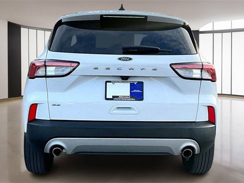 Used 2021 Ford Escape SE image 5