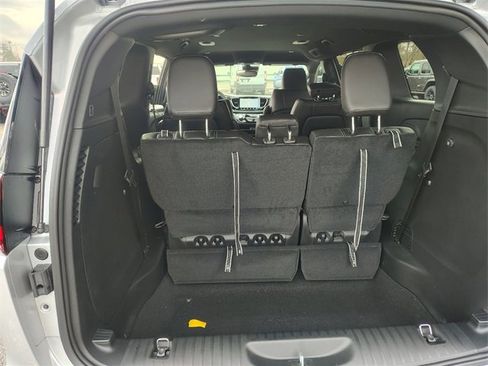 New 2026 Chrysler Pacifica Select image 33