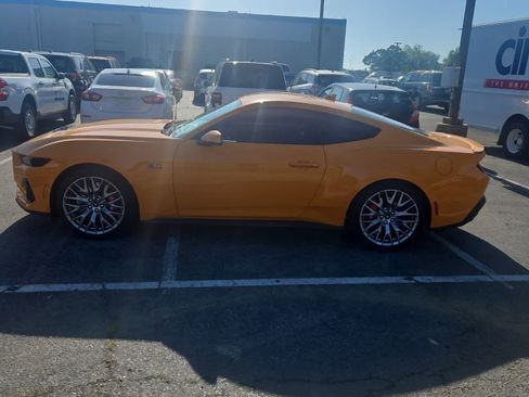 Used 2026 Ford Mustang GT Premium RWD image 6
