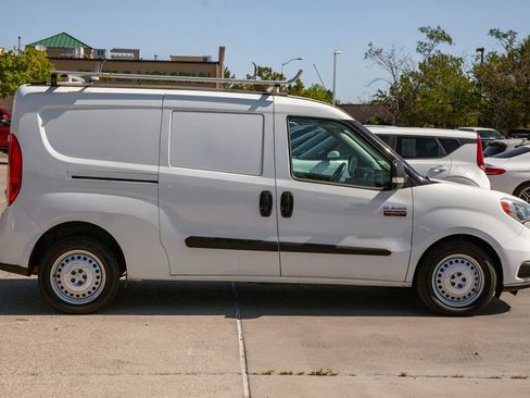 Used 2022 RAM ProMaster City Tradesman FWD image 5