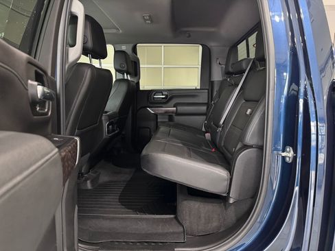 Certified 2022 GMC Sierra 2500 Denali w/ Denali Ultimate Package image 10