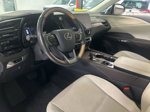 Used 2024 Lexus RX 350 Premium w/ Accessory Package (Z1) AWD/4WD image 12