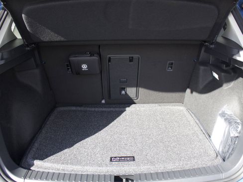 New 2026 Volkswagen Taos SEL AWD/4WD image 29