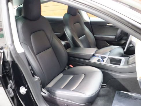 Used 2022 Tesla Model 3 image 57