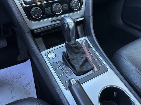 Used 2019 Volkswagen Passat 2.0T Wolfsburg image 36