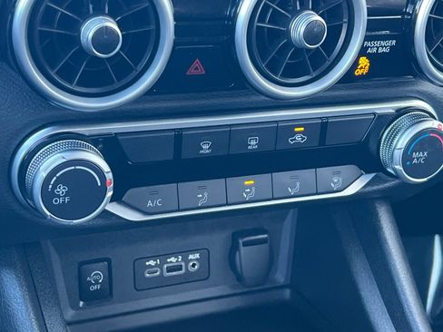 Used 2024 Nissan Sentra SV image 21