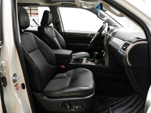 Used 2014 Lexus GX 460 AWD/4WD image 35