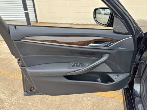 Used 2019 BMW 540i xDrive w/ M Sport Package AWD/4WD image 44