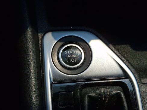 Used 2020 Nissan Sentra SV FWD image 25